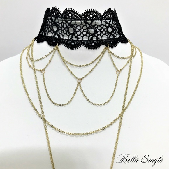 Jewelry - Victorian Multi Layer Pendant Lace Choker Necklace